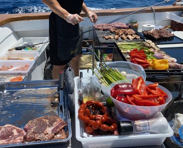 Fiestas privadas, eventos corporativos navegando por Ibiza y Formentera.
